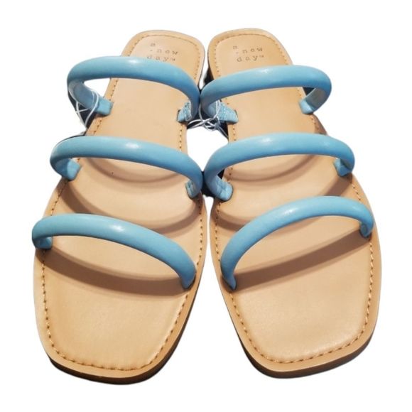 A New Day Triple Strap Sandal - Picture 4 of 6